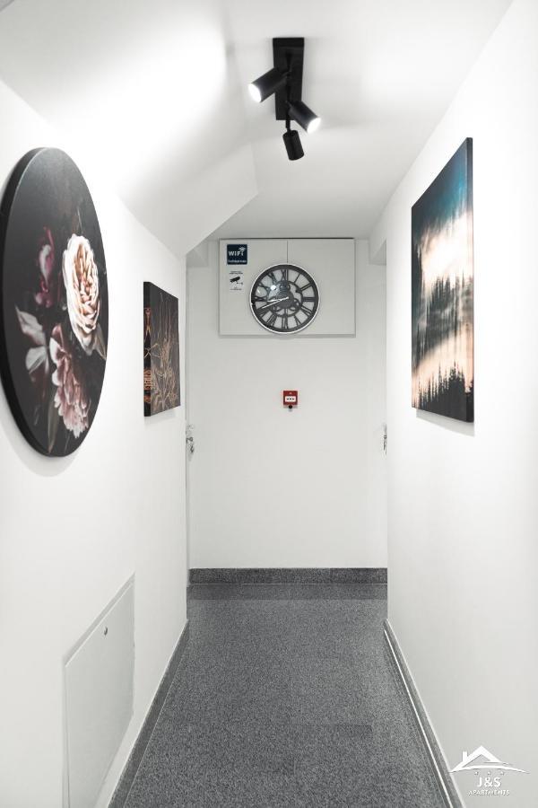 J&S Apartments Nisz Zewnętrze zdjęcie