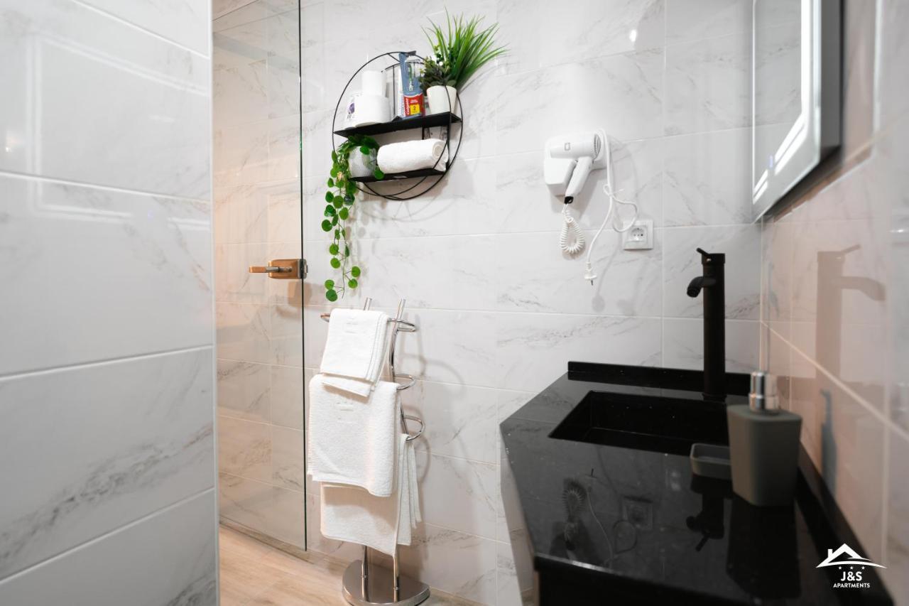 J&S Apartments Nisz Zewnętrze zdjęcie