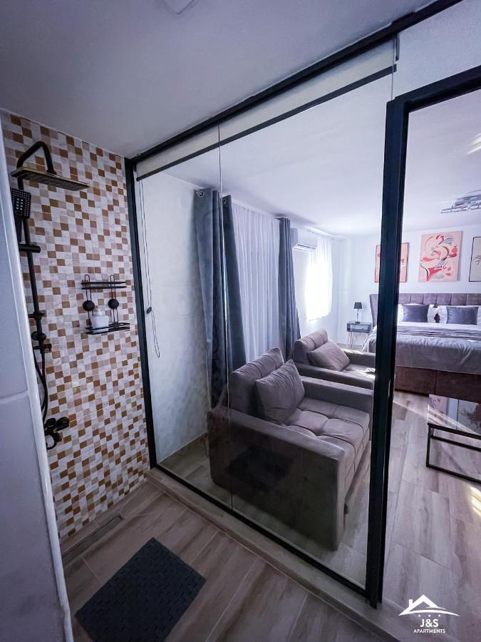 J&S Apartments Nisz Zewnętrze zdjęcie
