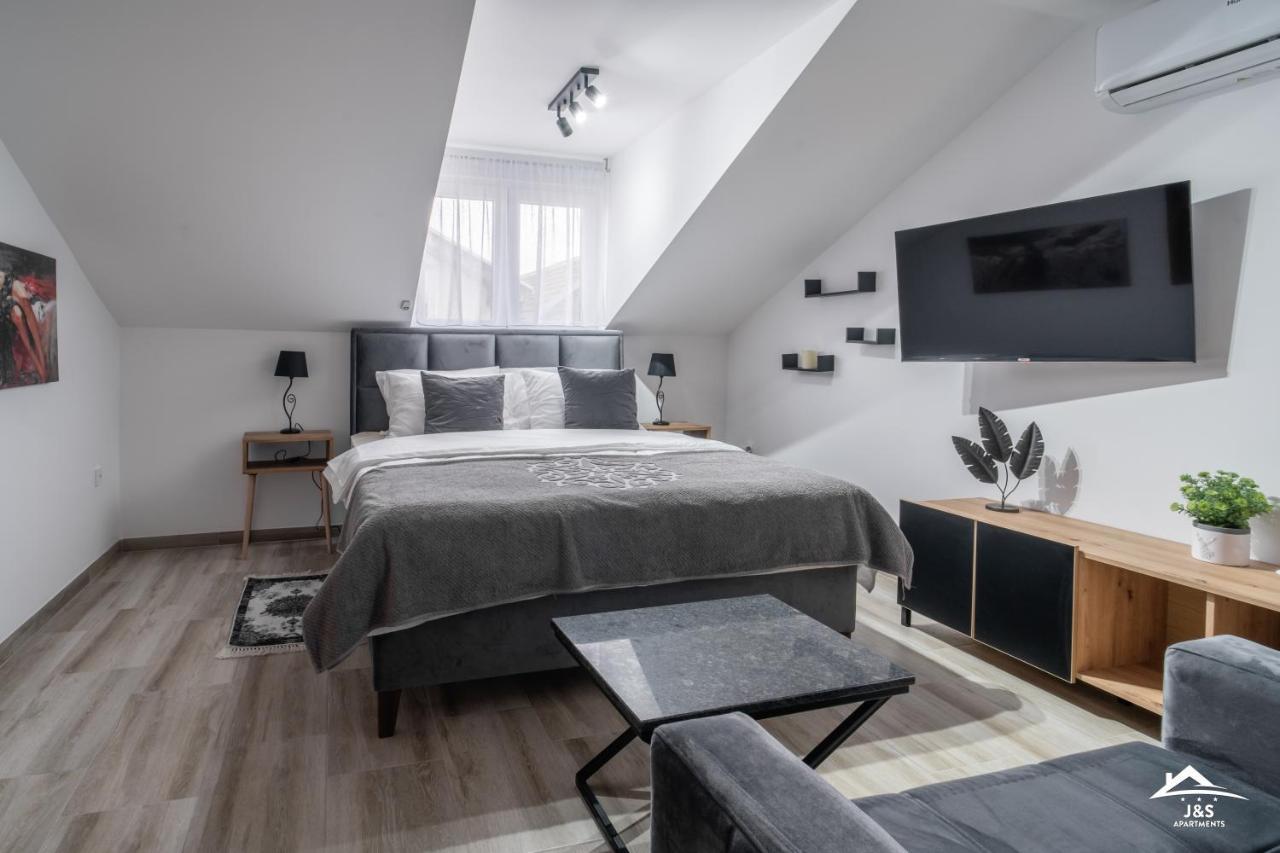 J&S Apartments Nisz Zewnętrze zdjęcie